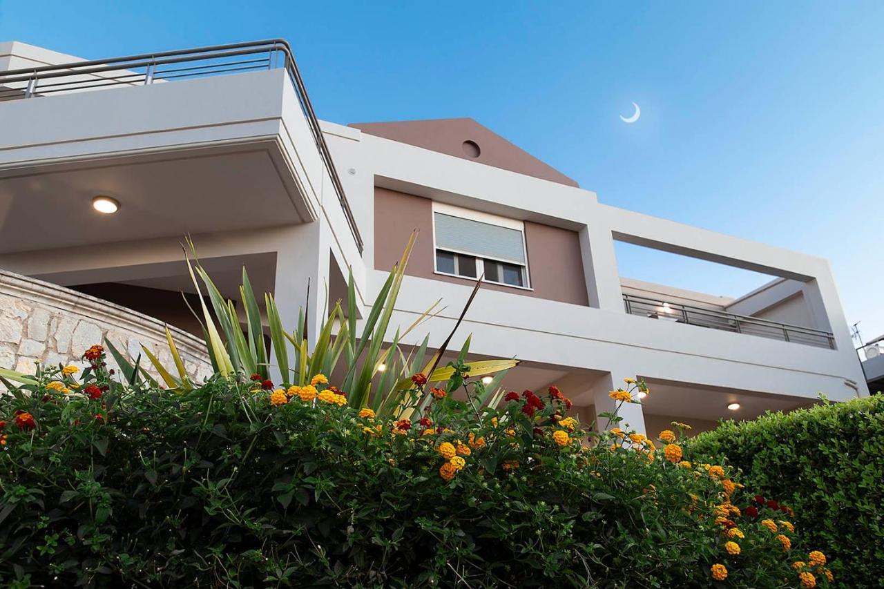 Lotos - Luxury Apartments Kounoupidhiana Bagian luar foto
