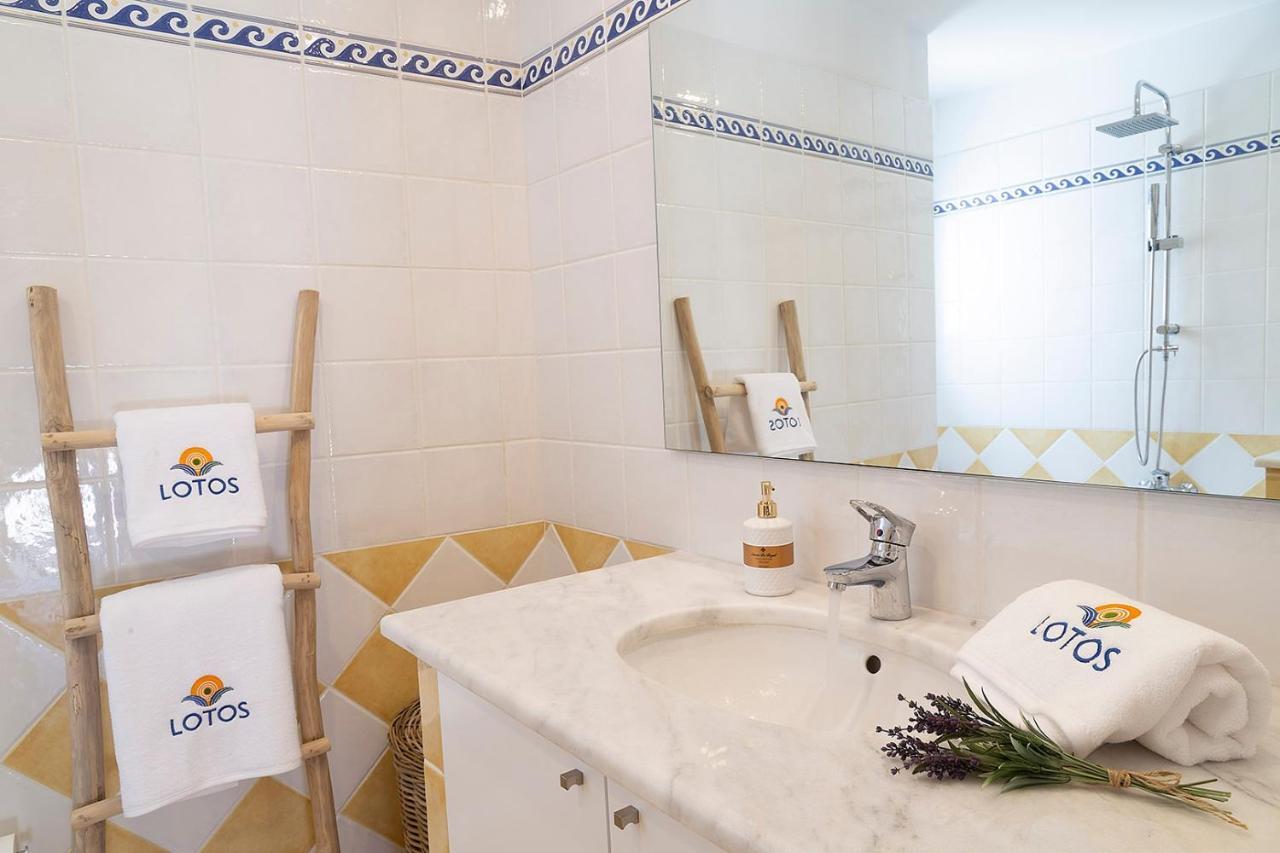 Lotos - Luxury Apartments Kounoupidhiana Bagian luar foto